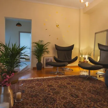 D-suites - Executive Sea View Apartment, Centre