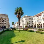D - Executive Sea View 5 Star Experience Like No Other * Thessaloniki