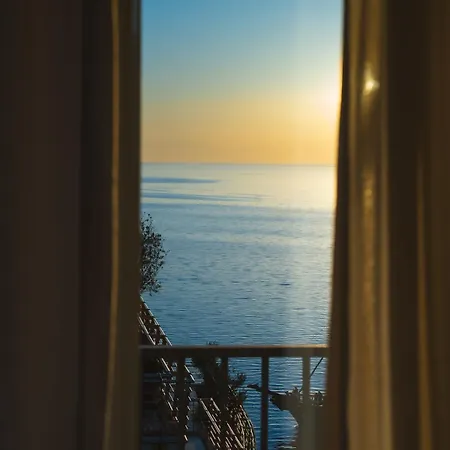 D-suites - Executive Sea View Apartment, Centre Appartement