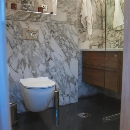 Appartement D-suites - Executive Sea View Apartment, Centre *